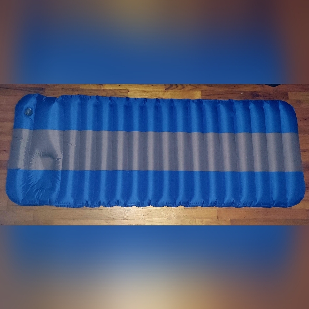 INFLATABLE BED & PUMP BUNDLE NEW OZARK TRAIL TWIN BED & BATTERY POWERED AIR PUMP - Picture 4 of 15
